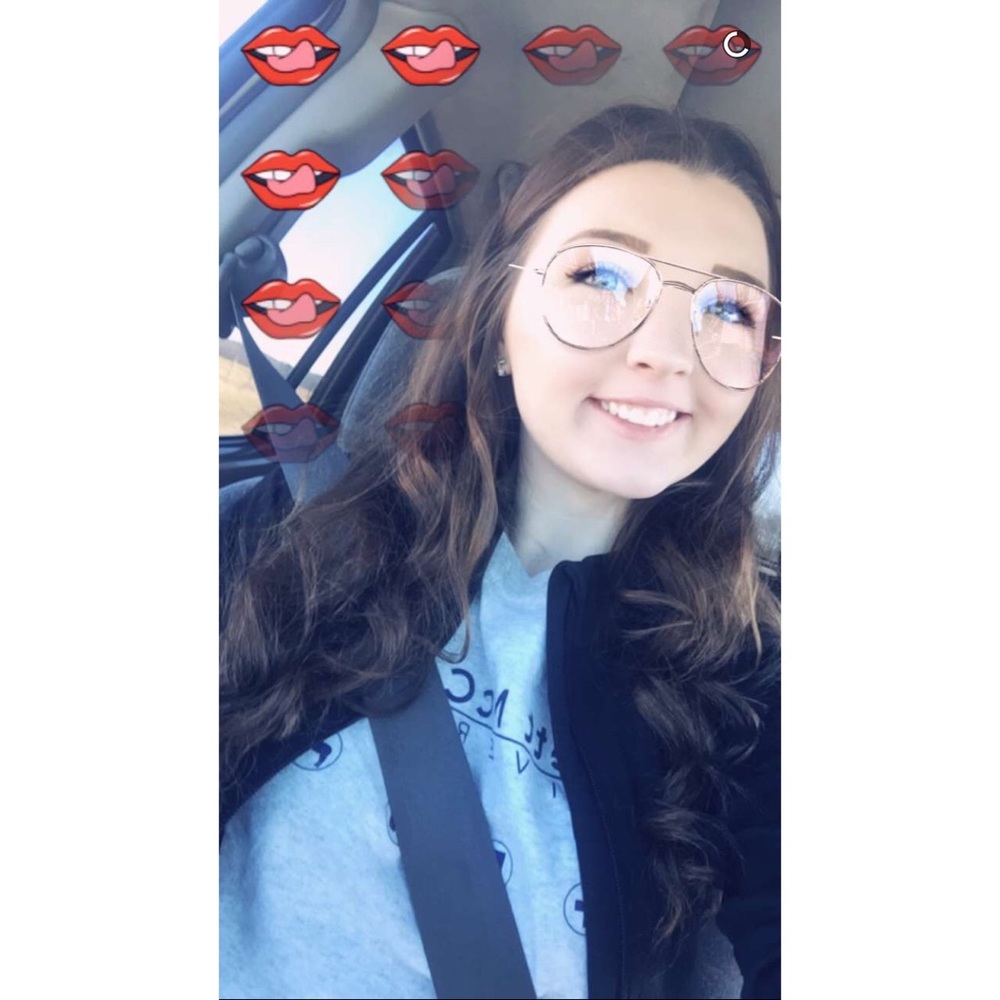 Meet your Posher, Mikayla